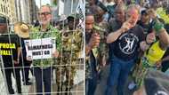 Carl Niehaus says the ANC is dead and buried following his expulsion, SA reacts: "His licking his wounds"