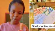 Teacher hailed for spoiling students who do well with money, peeps react: "God bless you abundantly"