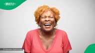 Gogo’s peaceful swing ride at theme park won hearts across Mzansi