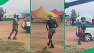 Man Hilariously dances with booze to Afrikaans song 'Lemoene' by Appel and Bok van Blerk