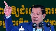 Cambodian PM Hun Sen dumps Facebook on eve of poll campaign