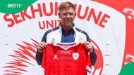 “Too early for title talk” – Tinkler on Sekhukhune’s strong start amid pressure from Sundowns
