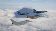 Japan PM wants defence budget to reach 2% of GDP by 2027