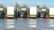 Trucker at distribution centre shows off amazing football skills, Mzansi inspired