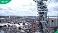 “How many jobs lost?”: Mzansi reacts to De Beers halting Limpopo diamond mine