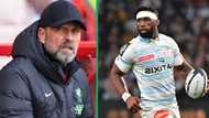 Springboks captain Siya Kolisi rubs shoulders with German football manager Jürgen Klopp