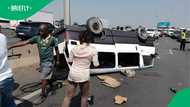 N1 taxi crash leaves 5 people dead, section of N1 closed as passengers remain trapped in vehicle