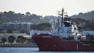 France accepts migrant ship as row with Italy blazes