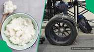 Video captures man using pap to seal tyre, netizens stunned: "Old trick"