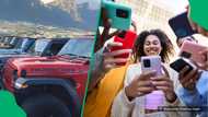 "It's way better in person": SA thrilled seeing Jeeps draped in Christmas lights