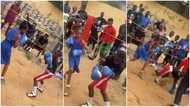 Young girl beats boy in boxing game, man promises her R2 000, videos stir mixed reactions online