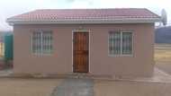 Hardworking mom's modest home and humble aesthetic gain Mzansi's support: "Still trying"