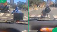 “This is abuse”: Mzansi in stitches as Takealot delivery rider loses fight against Cape Town wind