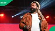 Sjava trolled for his poses, fans joke saying, "Inkabi does not pose like that"
