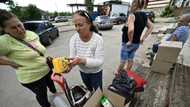 Desperate Ukrainians risk Russian shelling in food queues