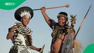 Mzansi reacts to 'Isencane Lengane' star Siyacela's outrageous behaviour towards his wife Thando