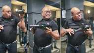 Man's lit facial expressions while dancing with 2 champagne bottles at groove have SA cracking jokes