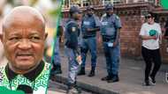 SAPU warns Police Minister Senzo Mchunu not to interfere with SAPS operations