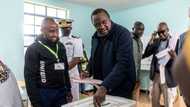 Kenya's outgoing president promises smooth transition