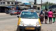 Taxi driver narrates how R3 000 left in his car now haunts him after he spent it