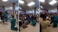 Heartwarming video of Mzansi man proposing at shopping mall leaves people online in tears