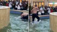 Johannesburg man celebrates Springbok win with swim in Emperor's Palace fountain