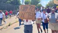 Hoërskool Jan Viljoen students speak out about racism at school, experts share opinions