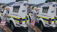 Old white lady confronts police officer in isiXhosa on TikTok, has Mzansi thinking she’s Xhosa gogo