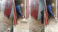 Video of man trying to save his home from floods in CPT, SA feels sorry for him