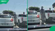 “Give that man a beer”: Man’s ‘headless’ stunt at traffic light leaves South Africans stunned
