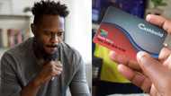 Man's unique saving strategy for 2023 leaves Mzansi with questions after seeing his method