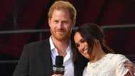 Harry & Meghan tour NYC together, Prince looks shy during speech about his wife