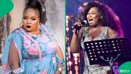 Emotional video of Rethabile Khumalo weeping uncontrollably at mother Winnie's burial moves fans