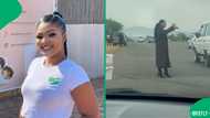 "She deserves our support": SA gushes over gorgeous woman selling scones on the side of the road