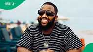 Cassper Nyovest previews new Amapiano-inspired song, Mzansi goes off: "This is trash"