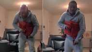 TikTok video of Johannesburg dad steps up to make his baby seep, SA admires effort: "That's a man right there"