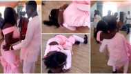 Wedding guests turn embarrassing dance flop into moment of pure romance, video has people swooning