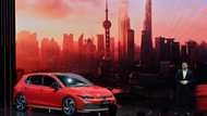 Volkswagen profits dip as it struggles in China