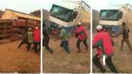 5 Men Pull Up Fallen Lorry With Rope, Video Goes Viral and Leaves the Internet Stunned