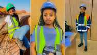 "Keep up the good work": SA celebrates woman builder, Mzansi can't believe how young she looks