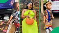 "He is tired of waiting": Kid anticipates opening Choice Assorted biscuits, SA's in stitches