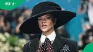 Rihanna to drop new 'Smurfs' soundtrack 'Friend Of Mine', ending her 3-year hiatus