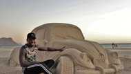Talented Cape Town sand artist rocking the art scene and wowing people online