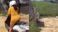 Eish: Clip shows lady flying from a scooter shortly after getting on