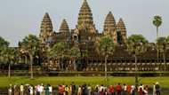 US returns 30 stolen antique artworks to Cambodia
