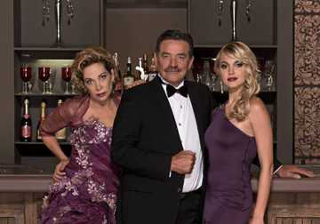 Hans Strydom age, wife, TV shows, farm and Instagram - Briefly.co.za