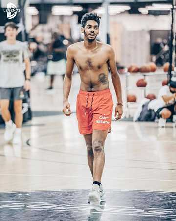 Julian Broadus: Everything you need to know about Snoop Dogg's son