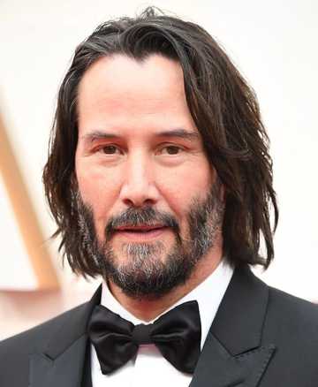 26 celebrities with widow's peak hairline that make it look incredible