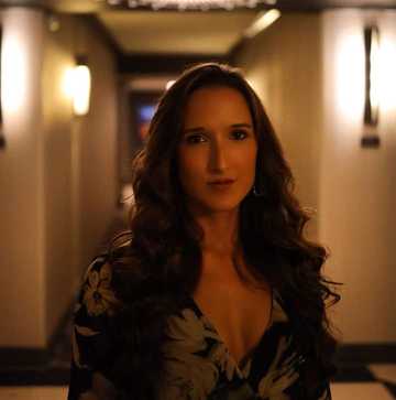 Dr Hannah Straight: age, married, body, photos, career, income, worth