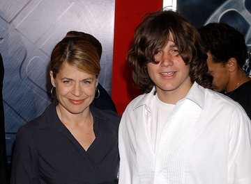 Josephine Archer Cameron, Linda Hamilton and James Cameron's daughter